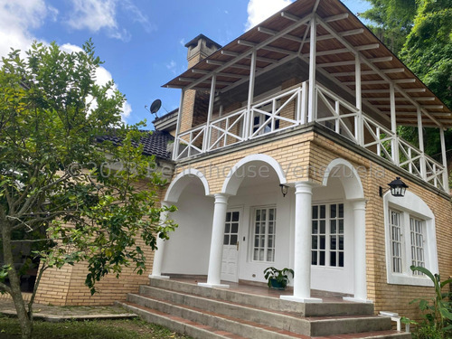Ss: Vende Casa 25-4103 En La Lagunita Country Club De 709 M2, 5h/7b/20pe