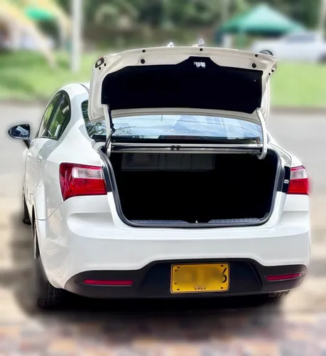 Kia Rio 1.2 4 p