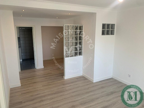 Imagem 10 de 11 de Apartamento - Ap00422 - 68438076