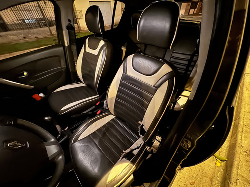 Renault Sandero 1.6 Privilege 105cv