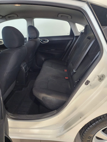 Nissan Sentra 1.8 Advance At