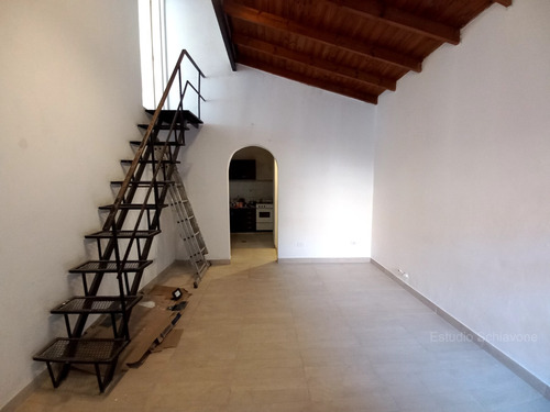 Casa En Venta En Avellaneda Con 2 Ph Ó Departamentos Tipo Casa