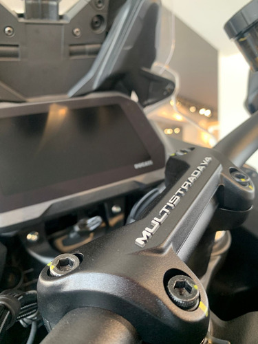 Multistrada V4 Grand Tour