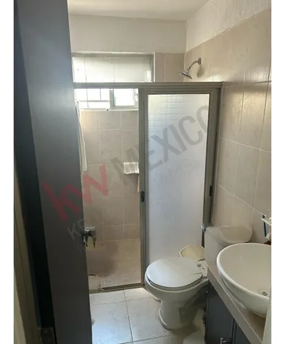 Casa En Los Héroes Con 3 Habitaciones, 3 Baños Y Piscina