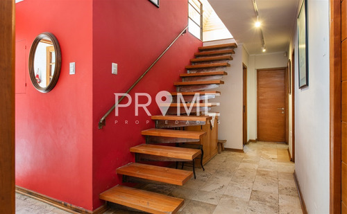 Casa De 2 Pisos / 3d, 4b, Estar Y Servicios Completos