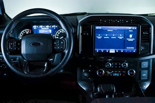 2023 Ford Lobo Tremor Crew Cab