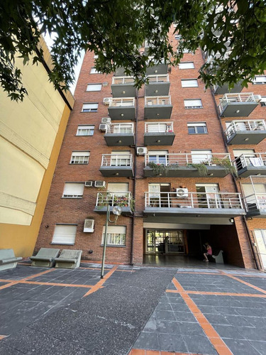 Imagen 2 de 16 de Departamento - Moron