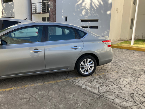 Nissan Sentra 1.8 Advance Mt