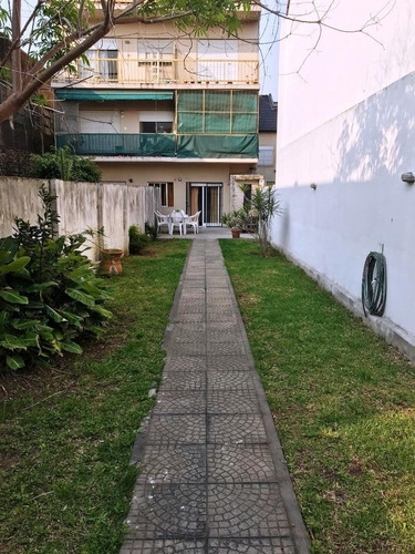 Imagen 6 de 8 de Depto 3 Amb Con Gran Fondo Y Patio