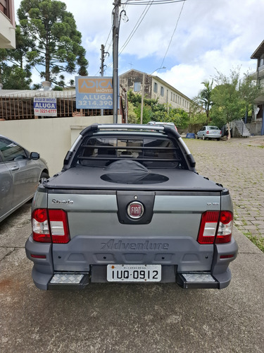 Fiat Strada 1.8 16v Adventure Cab. Dupla Flex 3p