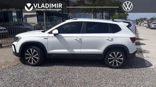 Imagen 5 de 13 de Volkswagen Taos Highline 1.4 2022 0km