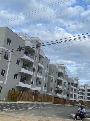 Apartamento De 3 Habitaciones Primer Nivel En La Av Monumental Residencial Nuevas Terrazas