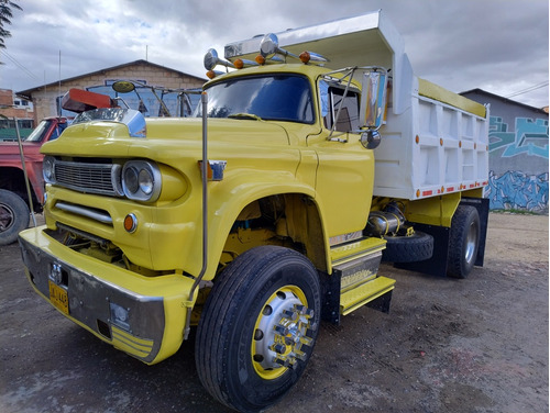 Dodge Fargo 600