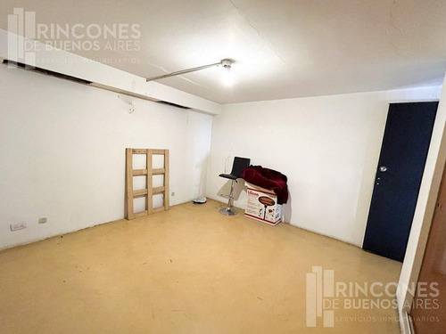 Local Reciclado 186m2 - Zona Comercial A Mts Blvd. Caseros - San Telmo