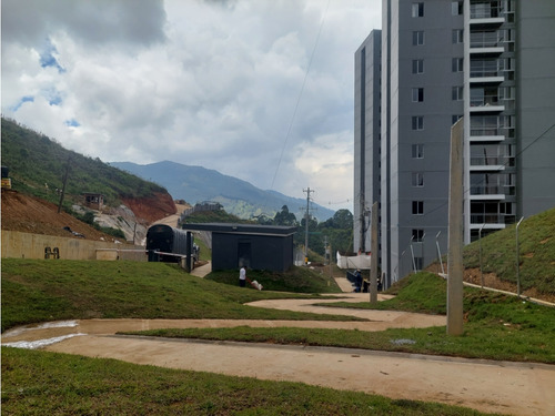 Venta Apartamento En Caldas, Vista Verde