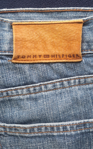 Jean Tommy Hilfiger - T/34 (Usado)