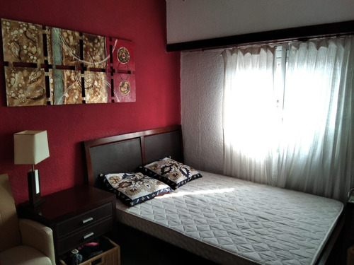 Venta De Apartamento Duplex 3 Dormitorios, Buceo