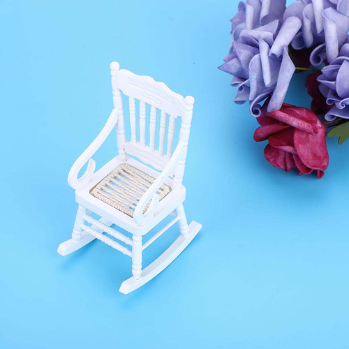 Mecedora De Madera Con Muebles En Miniatura Para Casa De Muñ