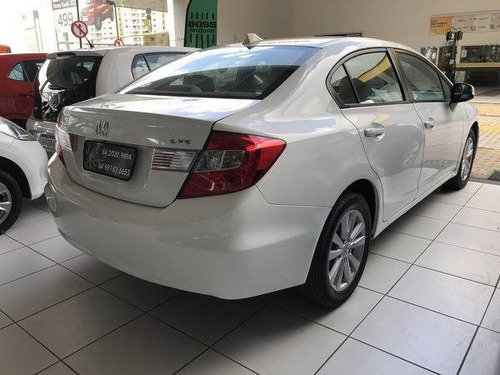 Imagem 5 de 10 de Honda Civic 1.8 Lxs 16v Flex 4p Manual