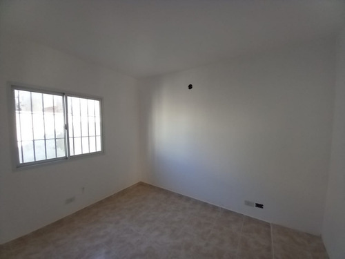 Departamento Tipo Casa De 3 Amb A Mts Del Mar! A Estrenar. Calle 57 Entre 1 Y Costanera Mar Del Tuyu