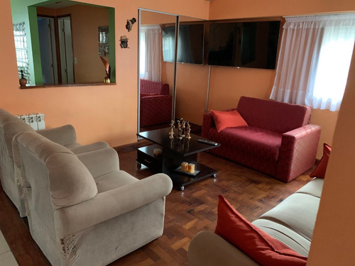 Imagen 10 de 23 de Vendo - Increíble Propiedad - Casa De 4 Ambiente Muy Comoda