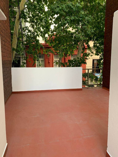 Venta Departamento Flores  4 Ambientes-cochera-baulera-balco