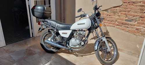 Suzuki Gn125