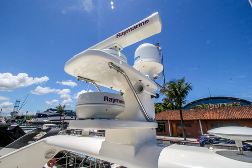 Ferretti 70 - Fly 02x Man 1550hp - 04 Suites
