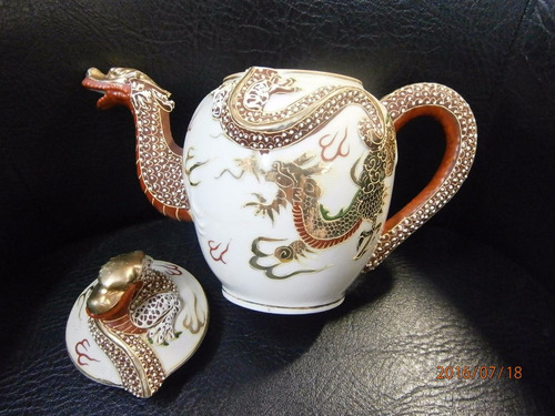 Tetera Porcelana Japonesa Antigua Con Dragon X 20cms