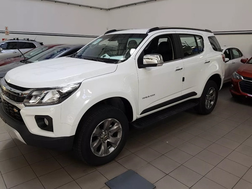 Imagen 18 de 19 de Chevrolet Trailblazer 4x4 At 3 Filas De Asientos 0km 2023 Go
