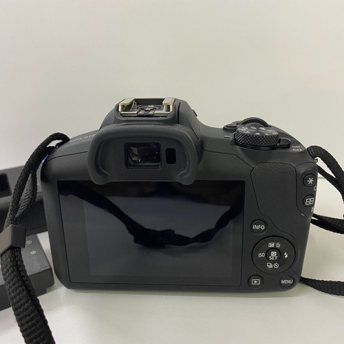 Canon Eos R100 Kit 18-45mm Como Nueva! Negro