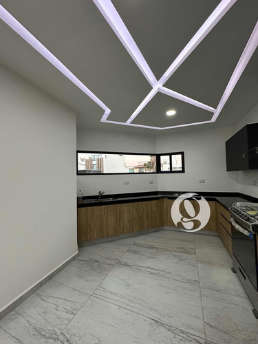 Casa En Venta En Residencial Dolores Pachuca Hidalgo 4 Recamaras