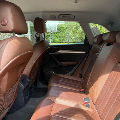 Audi Q5 2.0 L T Dynamic Dsg