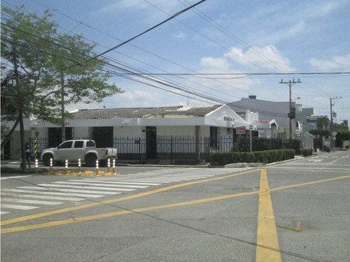 Casa Esquinera Excelente Ubicación En Montería (córdoba)