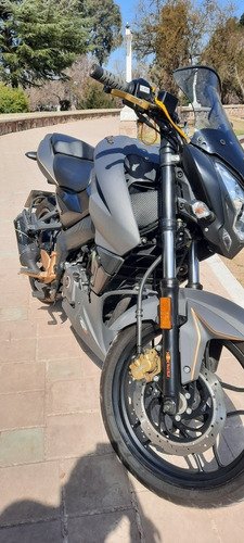 Imagen 6 de 25 de Rouser Ns 200