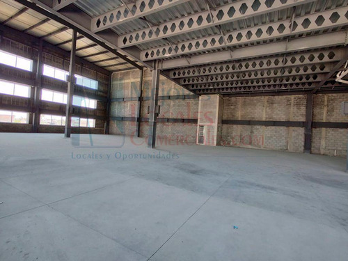 Local En Renta Punto Escobedo León Gto 400 M2