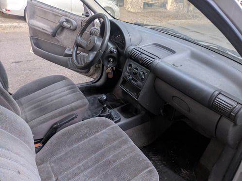 Chevrolet Corsa 1.6 Gl