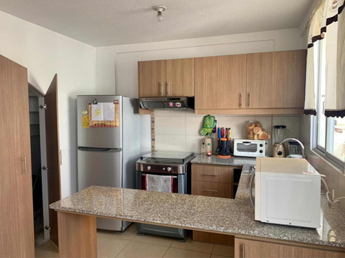 Casa En Venta De Oportunidad En Calderón