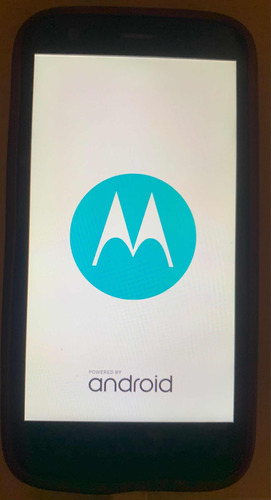 Celular Motorola Xt 1032 Para Repuesto (se Queda En El Logo)