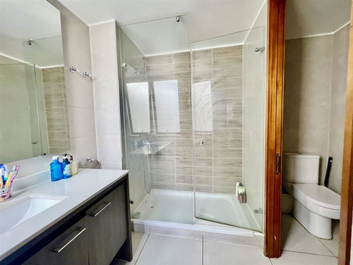 Departamento En Venta De 3 Dorm. En Lo Barnechea