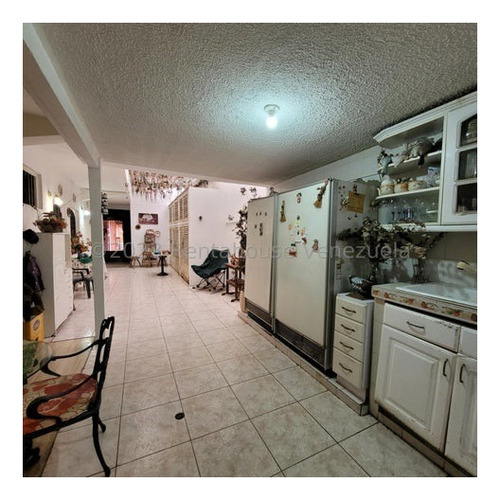 Casa En Venta Prados Del Este Es23-24082