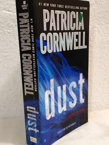 Patricia Cornwell Dust