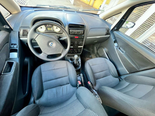 Fiat Idea 1.4 Elx Flex 5p