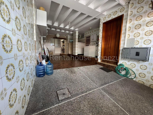 Imagen 26 de 30 de Casa En Venta En Colinas De La California Caracas Pisos De Marmol Vista Al Avila Economicas Muy Conservada Doble Vigilancia Remate 23-18970
