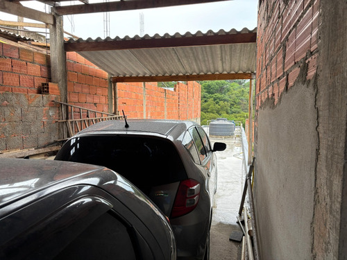Casa Grande Em Cajamar Com Dois Andares