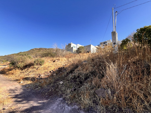 Terreno De 400m2 Con Título De Propiedad, Uso De Suelo Mixto, San José El Alto, Qro. Am