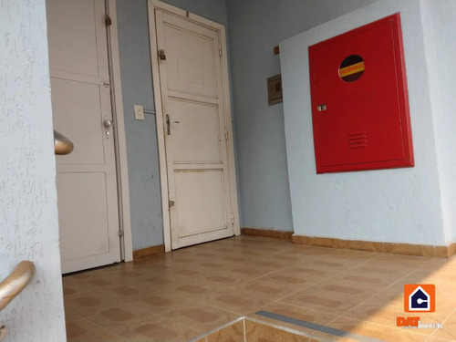 Imagem 3 de 12 de Sala Comercial A Venda No Centro - 666