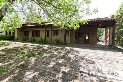 Casa En Alquiler De 3 Dormitorios En Martindale Cc - Teresa Urdapilleta Propiedades
