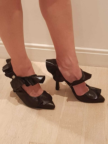 Zapatos De Diseño Marca Naima Talle 38 Como Nuevo, 1 Postura