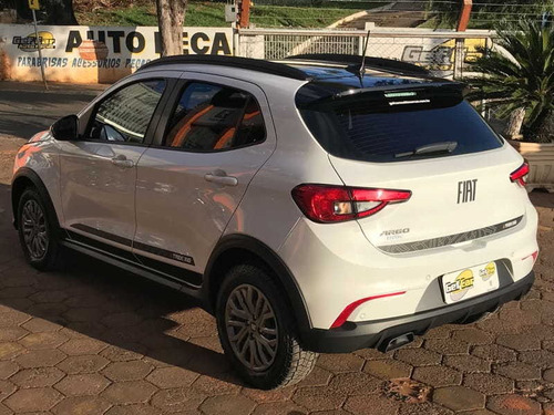 Imagem 7 de 15 de Fiat Argo Trekking 2021